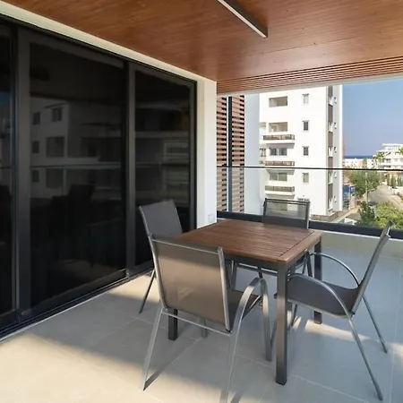 Mackenzie Story 2 Bdr Luxe Flat Appartement Larnaca