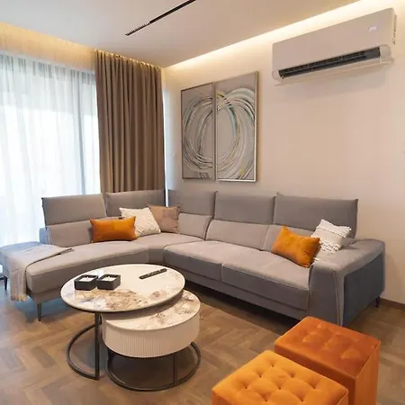 Mackenzie Story 2 Bdr Luxe Flat Larnaca