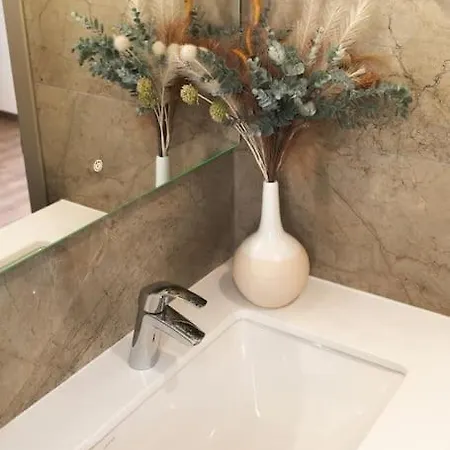 דירה Mackenzie Story 2 Bdr Luxe Flat